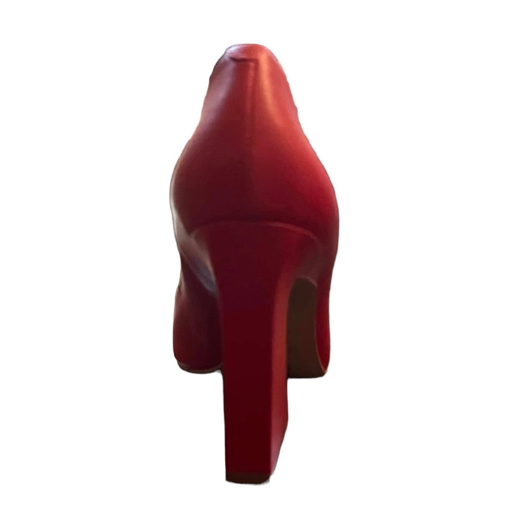 Carrano Ella dress pumps- size 8 Red heels - Picture 4 of 5